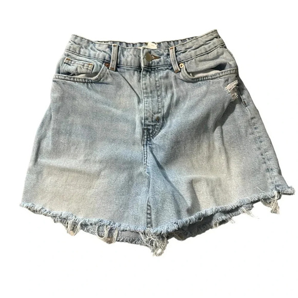 H&M women's size 4 distressed jean shorts - Picture 1 of 3